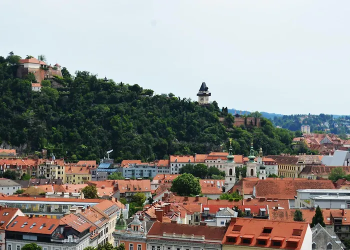 Zentrales Park-side - 2br - Free Parking - 2 Balkone *