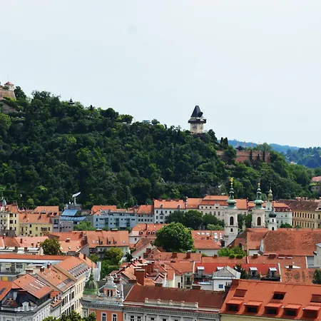 Zentrales Park-side - 2br - Free Parking - 2 Balkone *