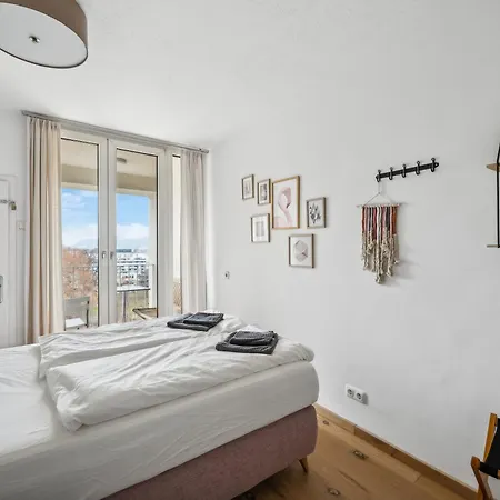 Апартаменти Zentrales Park-side - 2br - Free Parking - 2 Balkone Грац