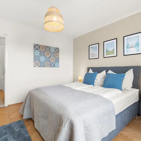 Apartment Zentral Und Ruhig Am Park - 2br - Gratis Parken - 2 Balkone