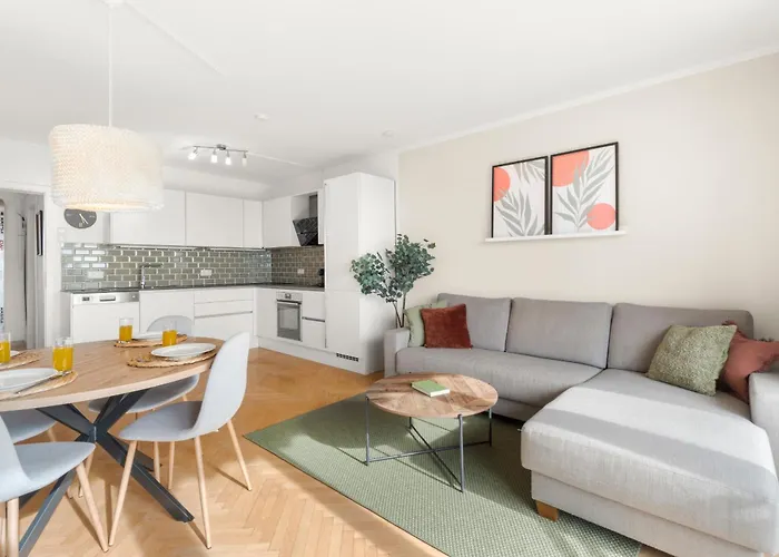 Apartment Zentral Und Ruhig Am Park - 2br - Gratis Parken - 2 Balkone Graz